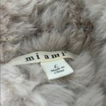 Miami Cream Faux Fur Vest Photo 3