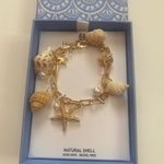 House of Harlow 1960 viral Gold Shell and Pearl Necklace and Bracelet Set Photo 4