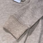 Como vintage  women's size medium tan v neck knit long sleeve sweater Photo 5