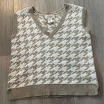 Jessica Simpson Houndstooth Sweater Vest Tan Mocha Cream Size Medium Photo 0