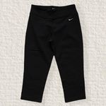 Nike Knee Length Leggings Photo 0