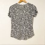 Nike Run Grey & White Palm Print with Yellow Swoosh Crew Neck Tee Size Medium Photo 1