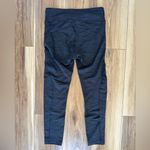 Outdoor Voices NWT  Move Free 7/8 Leggings size M Photo 3