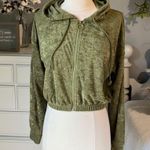 Cloud Chaser  Hoodie Olive Green Soft Comfy Zip Jacket Cropped Womens Small New Photo 2