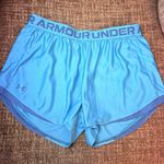 Under Armour Women’s large  shorts Photo 4