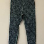 Ivory Ella  Blue Rose Floral Spellout Waistband Cropped or Capri Active Leggings Photo 7