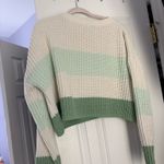 Boutique  Sweater Cropped Photo 2