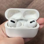 Apple Air Pod Pros Photo 0