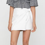 Pull&Bear Monochrome Floral Top Size Small with Front Tie Detail Black Photo 0