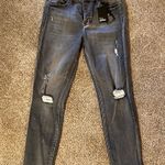 Special A  hi-rise crop jean Photo 0