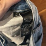 J Brand Tate Boy-Fit distressed knee light blue Jeans Photo 10