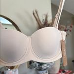 SKIMS New  Fit Everybody Strapless Bra in Sand size 32B Photo 4