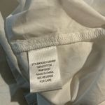 Design History  100% Cotton White Button-Up Blouse Knit Shoulder Size Large Photo 9