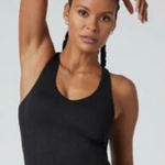 Vuori Halo Performance Crop Tank 2.0 - Size Small Photo 0