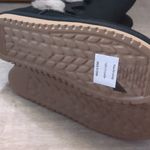 Koolaburra by Ugg  Victoria tall boots size 7 Photo 6