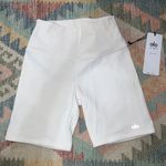 Alo Yoga Alo Biker Shorts Photo 4