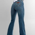 Wrangler Bootcut Jeans High Rise  Photo 0