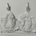 Wacoal 34DD Embrace Lace White Flower Floral Bra Underwire Unlined 65191 Photo 0