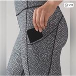 Lululemon Women's Size 4 Fast Free Leggings Frozen Fizz White Black Photo 2