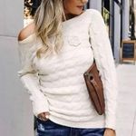 Military Hippie Cream Sweater Flower Pin Small / Medium NWT Photo 0