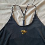 Nike  medium tank top Photo 2