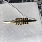 Christian Dior DIO(R)EVOLUTION BARRETTE Gold-Finish Metal and White Resin Pearls Photo 7