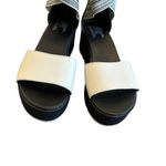Sorel  Cameron Flatform White Black Sandals Stretch Ankle Strap Size 8 Women's Photo 5