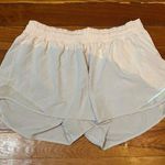Lululemon Hotty Hot Short Asym Light Chrome/White sz:10 4β Photo 0