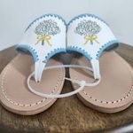 Jack Rogers  Baby’s Breath Embroidered Leather Flip Flops Size 7 Preppy Sandal Photo 1