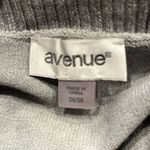 Avenue  women’s gray open cardigan with pockets size 26/28 . Photo 4