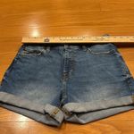 Kensie  jeans women’s cuffed jeans shorts size 4/27 . Photo 1