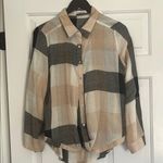 Love Riche Cream and Black Button Down Shirt with Dress Shirt Collar Photo 0