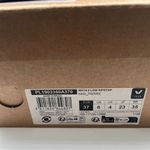 VEJA NWB  WATA II LOW RIPSTOP KAKI PIERRE size 6 women shoes Photo 1