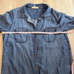 Lovestitch Women’s Blue Chambray Button Down Size L Photo 5