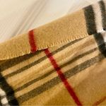 Classic Cream Tartan Plaid Tassel Scarf Unisex Womens One Size White Photo 4