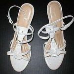 Easy Spirit New Womens 9.5 White Heels Sandals Strappy Slingback Leather Shoes Photo 0