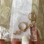 Lane 201  boutique earrings Photo 1