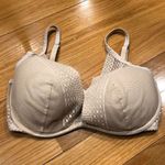 Victoria's Secret Victoria’s Secret incredible plunge bra size 34DD. Photo 0
