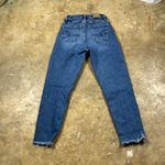 American Eagle Outfitters Mom Jean with raw hem
Size: 00 short Photo 4