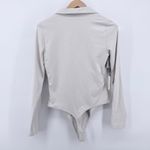 Babaton NEW NWT Aritzia Contour Polo Bodysuit Long Sleeve Matte Pearl Size Large Photo 5