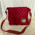 Harry Potter  Gryffindor Red Crossbody School Bag Book Bag Tote Photo 0