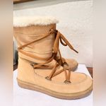 Skechers  suede snow boots with a faux fur trim and wraparound laces. 8US Photo 10
