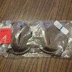 NEW Paramour Gorgeous T Photo 1