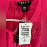Torrid boho chic hot pink Chiffon Clip Dot Ruffle Neck Tie Front Top NWT 00 / 10 Photo 5