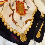 CELINE Auth  Scarve🧣 33x33 EUC Photo 0