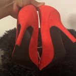 Red and Gold Women's Shoes Size 7.5 Photo 2