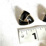Black and gold tone triangle post earrings Photo 7