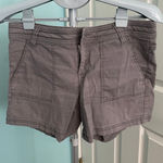 prAna  shorts‎ size 6 gray - 4 inch inseam #163 - missing button Photo 0