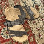 Maurice's . Gray Textured Sandals Photo 3