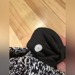 Lululemon  size 2 yoga pants! Photo 3